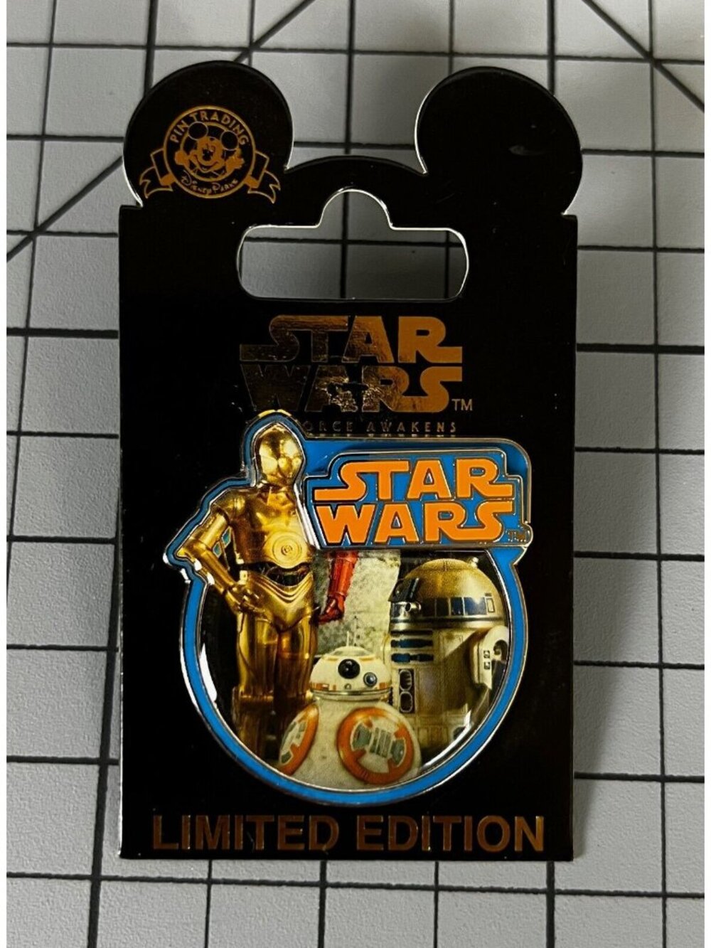 Star Wars Disney Pin Limited Edition R2-D2 C-3PO The Force Awakens Collectible